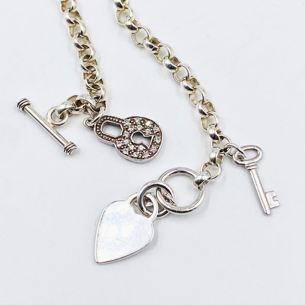 Heart, lock and key toggle necklace