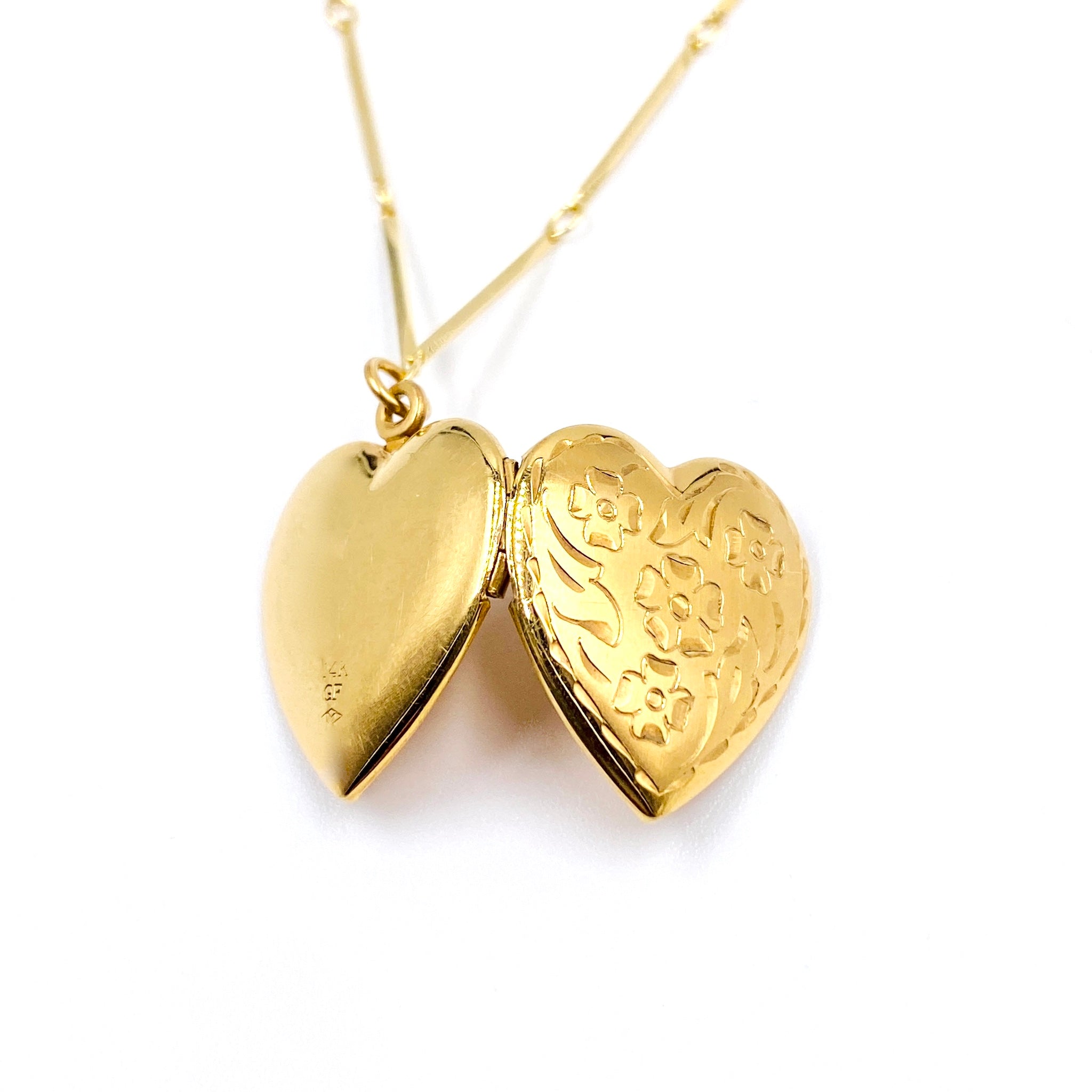 Floral Heart Goldfill Locket Necklace