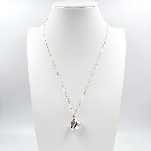 vintage_top_hat_charm_necklace