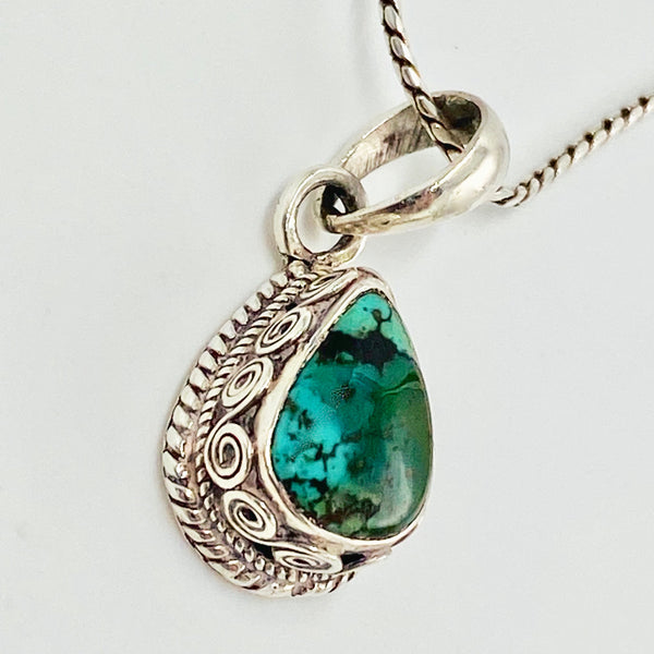 Vintage-O-Rama Turquoise Teardrop Necklace